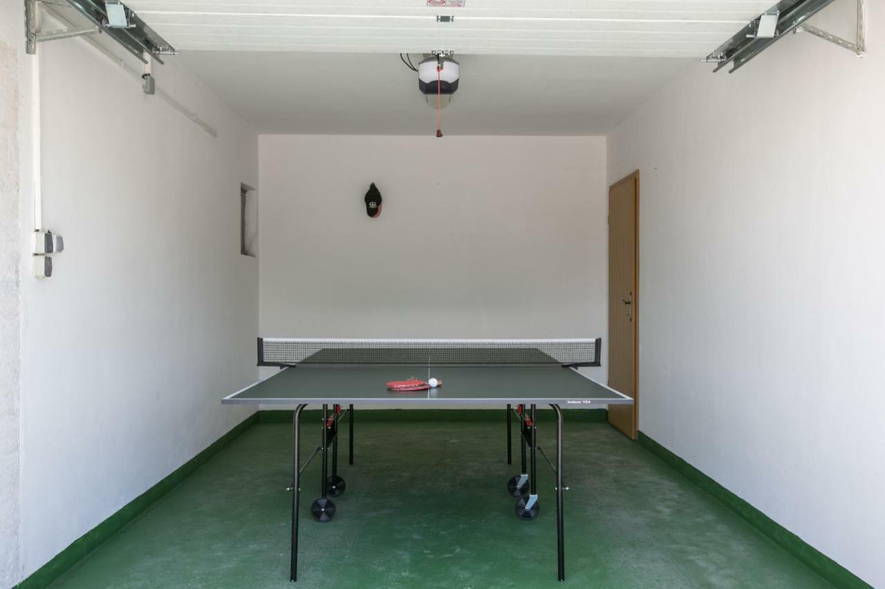 Holiday Home "Mala Kuca " With Heated Pool Pula Exteriér fotografie